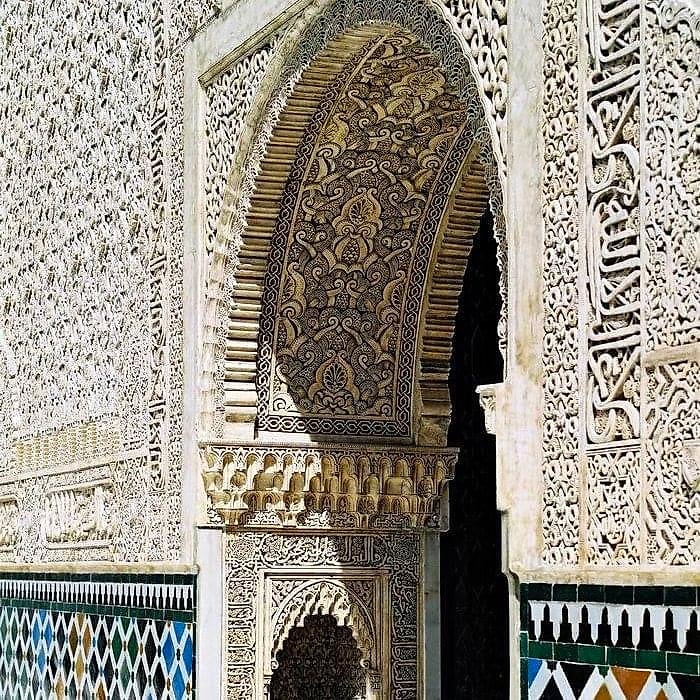 الزخرفةُ المعمارية — من أعمال العربي